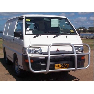 ECB Silver Hammertone Powdercoat Roo Bar to suit Mitsubishi Express Van L300 SJ 05/00 - 07/13