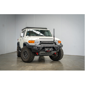 Offroad Animal Predator bull bar to suit, Toyota FJ Cruiser 2011-2016