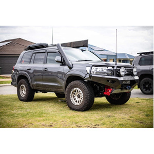 Offroad Animal Toro Bull bar, Suitable for Toyota Land Cruiser 200 Series, 2015-2021