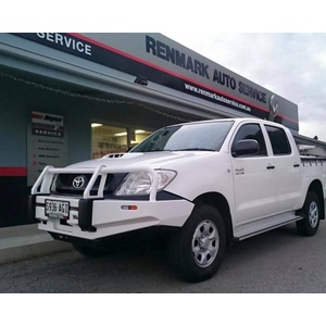 Ironman 4x4 Commercial Bull Bar to suit Toyota Hilux N70 2011 - 2015