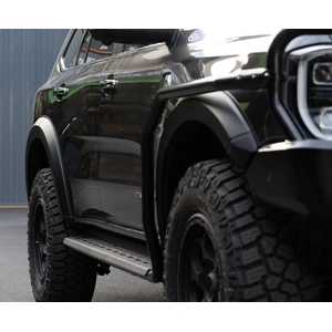 Ironman 4x4 Side Steps & Rails to suit Ford Everest 2022 - Onwards