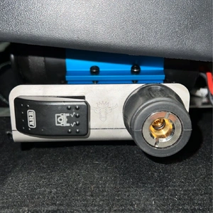 Scrub King Air/Switch Outlet Kit (Under Seat) to suit Nissan Navara NP300 2015 - 2022