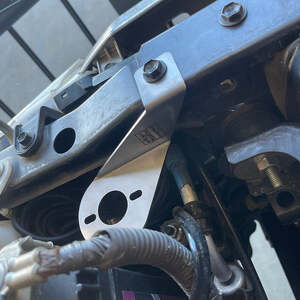 Scrub King Winch/Battery Isolator Switch & Mount to suit Toyota Landcruiser 70 Series